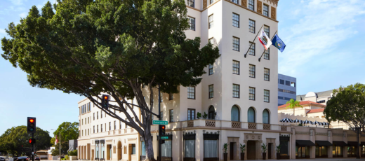 //assets.onlocationexp.com/prod/images/Pasadena Hotel Carousel 5.png