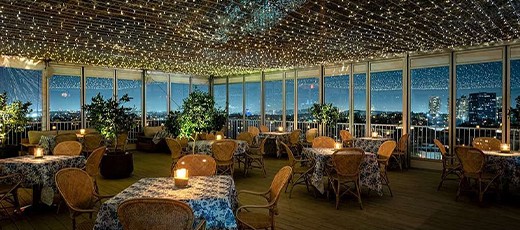 //assets.onlocationexp.com/prod/images/The Beverly Hilton Dining.jpg