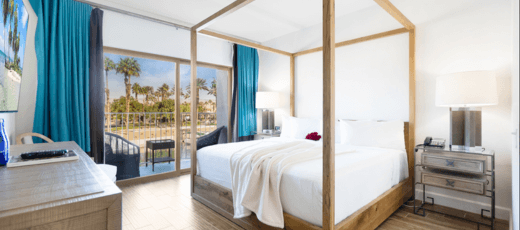 //assets.onlocationexp.com/prod/images/BNP27 - Chateau Lake La Quinta Room.png