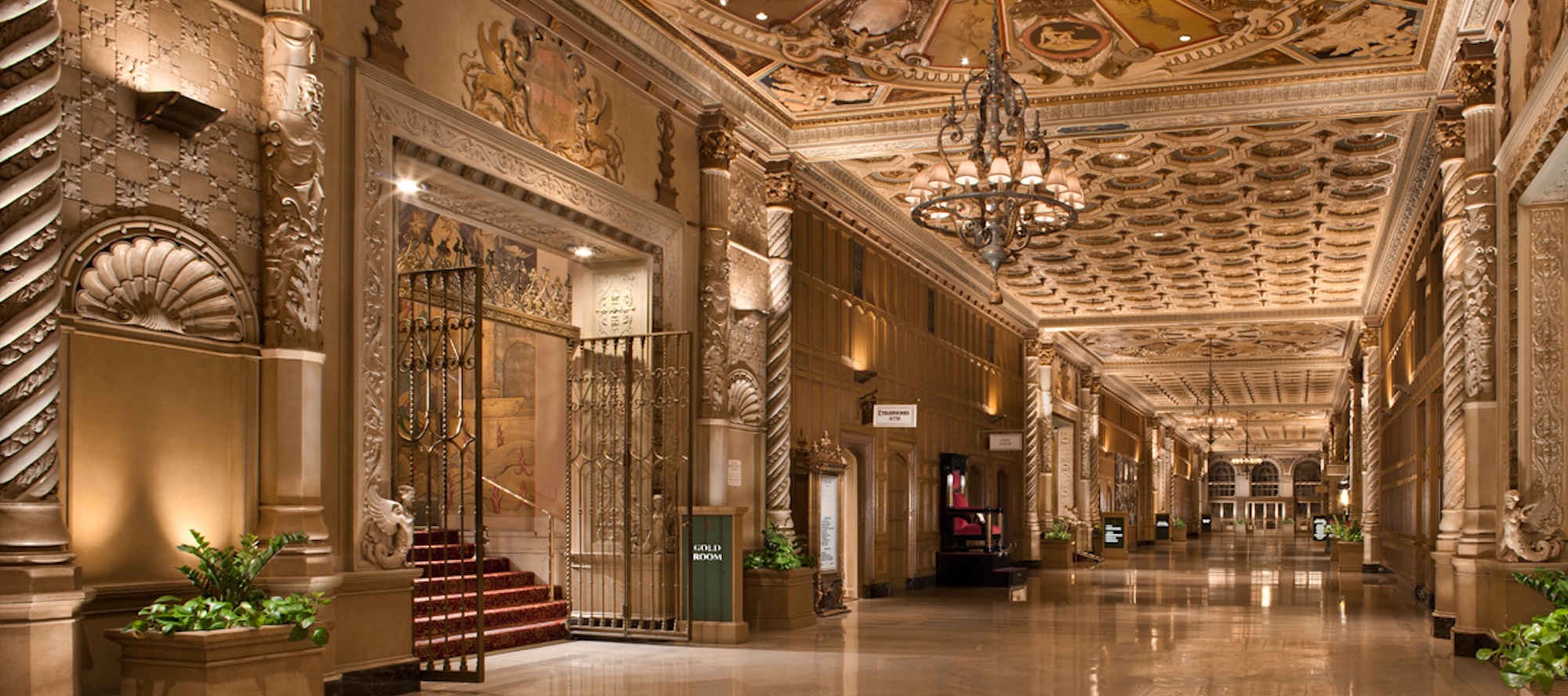 //assets.onlocationexp.com/prod/images/Biltmore Card 3 Galleria Lobby.jpg