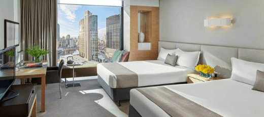 //assets.onlocationexp.com/prod/images/Crown Promenade Room.png
